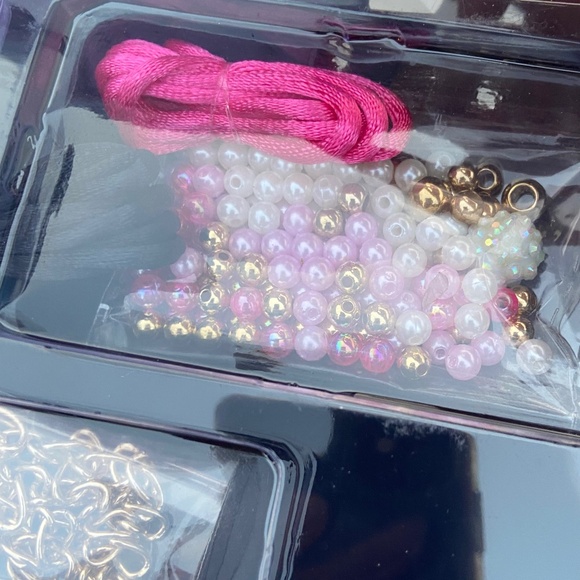 Juicy Couture Jewelry making set! - Picture 4 of 6